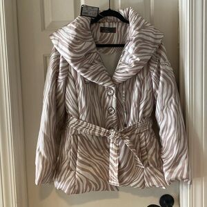 Italian brand Dismero - never worn - animal print jacket